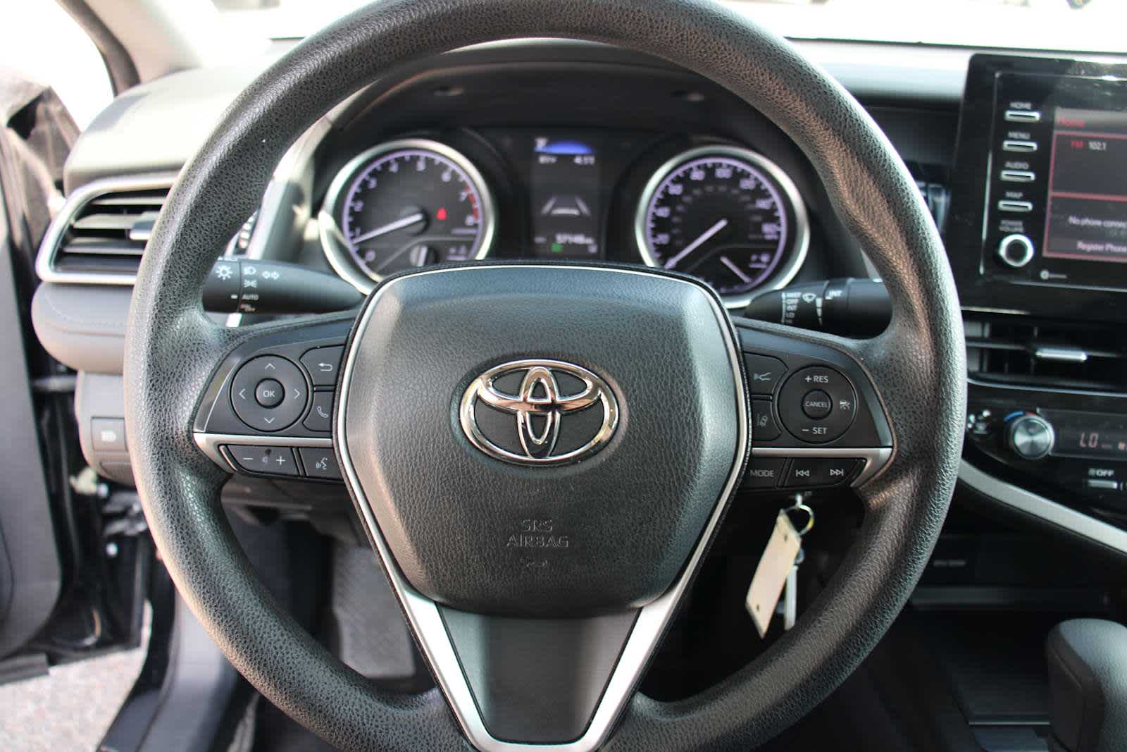 2023 Toyota Camry LE photo 14