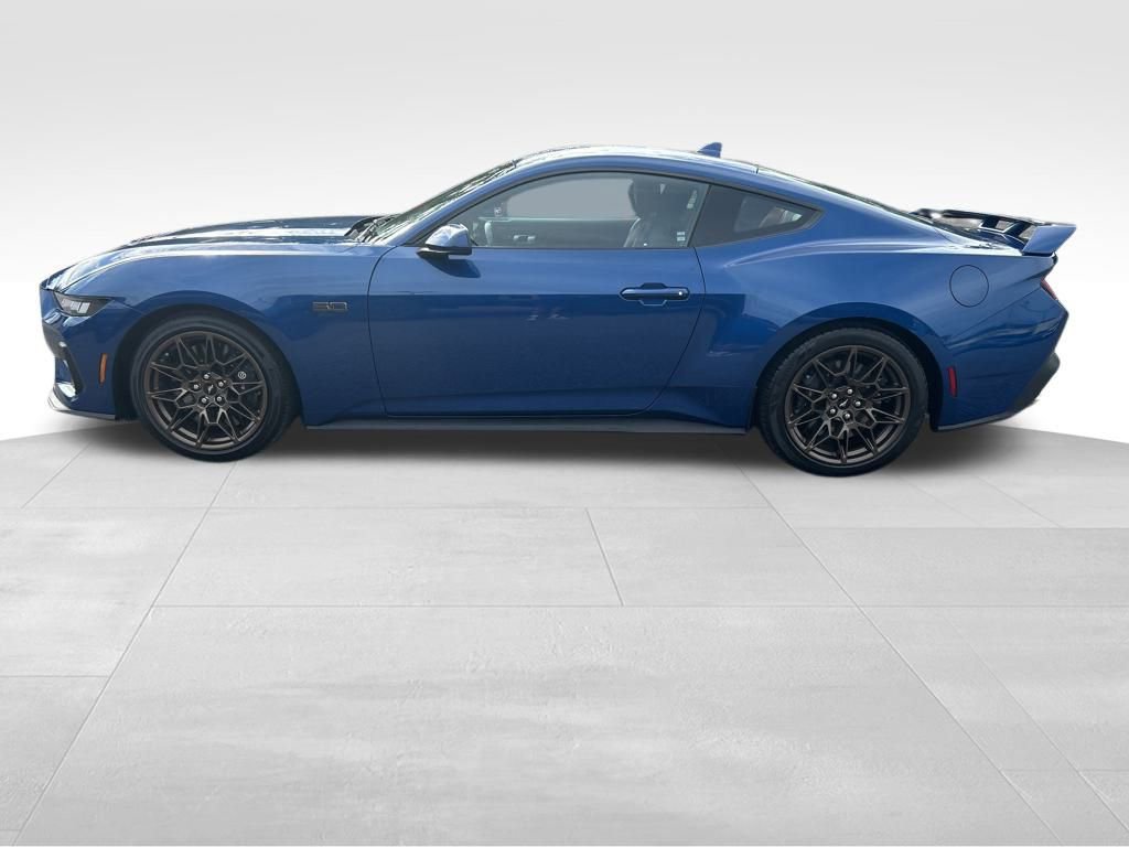2024 Ford Mustang GT Premium photo 3