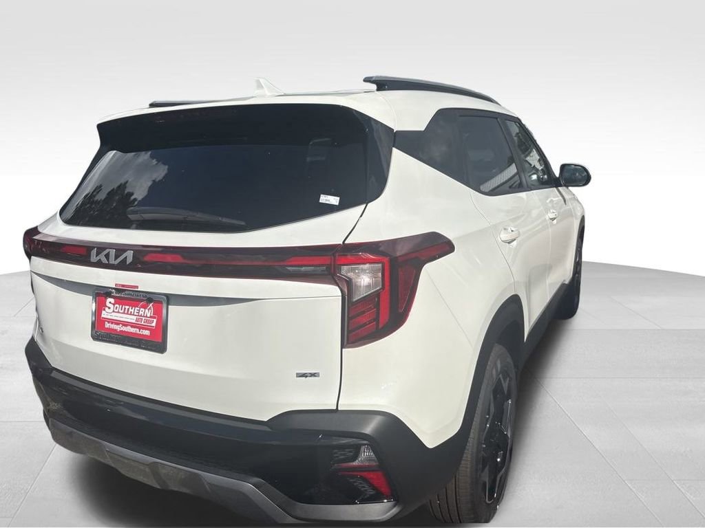 2024 Kia Seltos SX photo 14