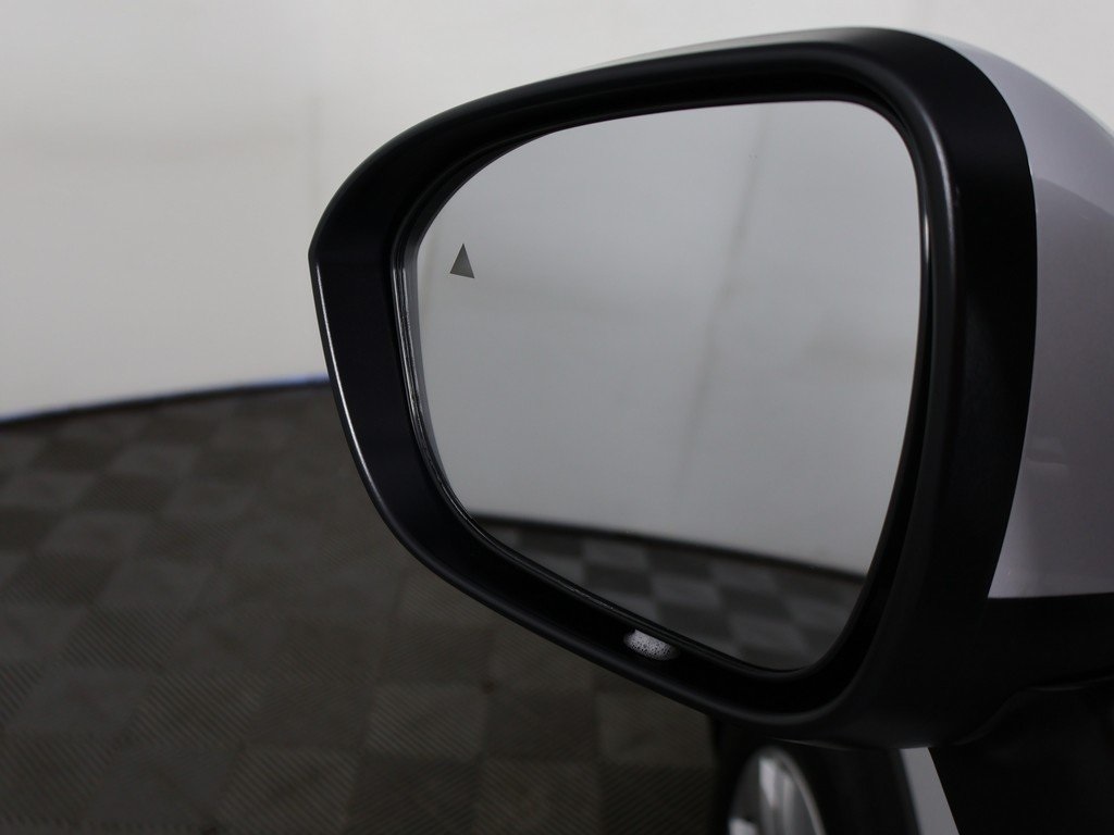2025 Mitsubishi Outlander ES photo 32