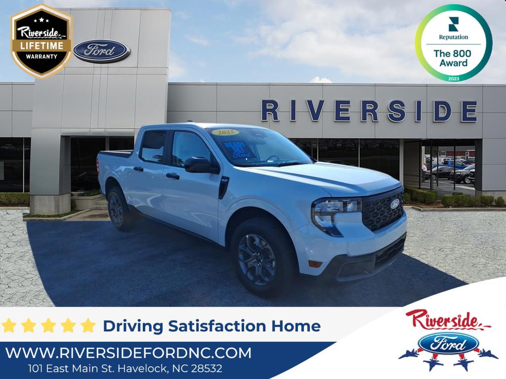 2025 Ford Maverick XLT's photo