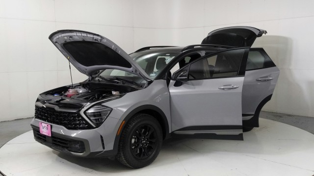 Used 2024 Wolf Gray/Ebony Black Roof Kia X-Pro image 10