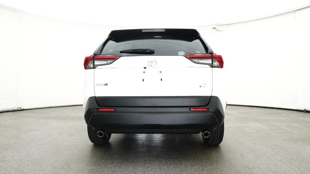 2025 Toyota RAV4 Hybrid LE photo 16