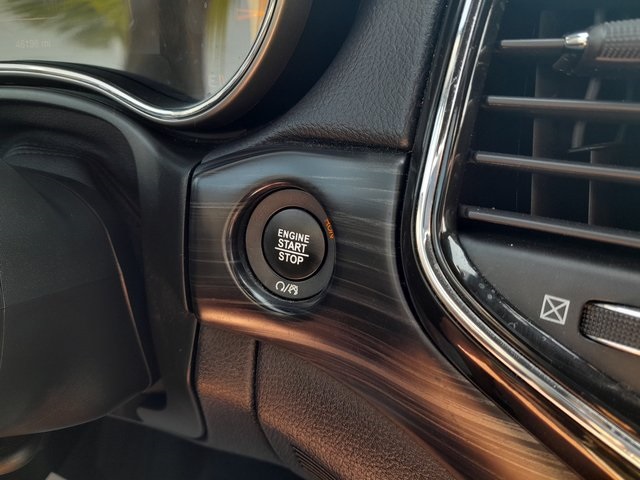 2021 Jeep Grand Cherokee Laredo X photo 17