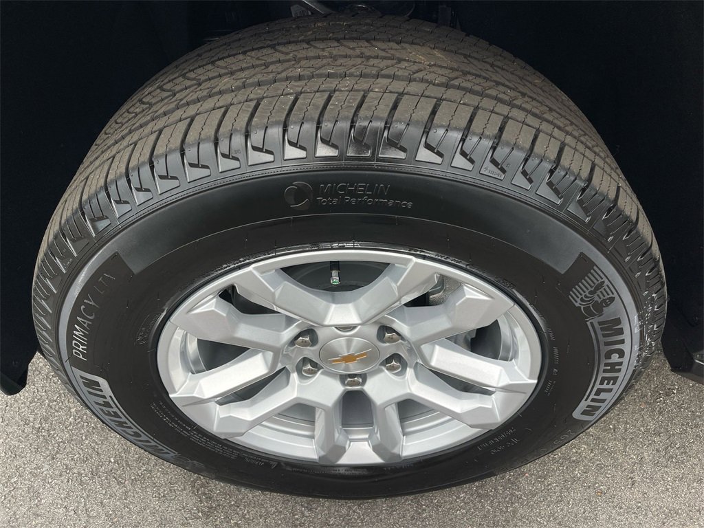 2025 Chevrolet Tahoe LT photo 35