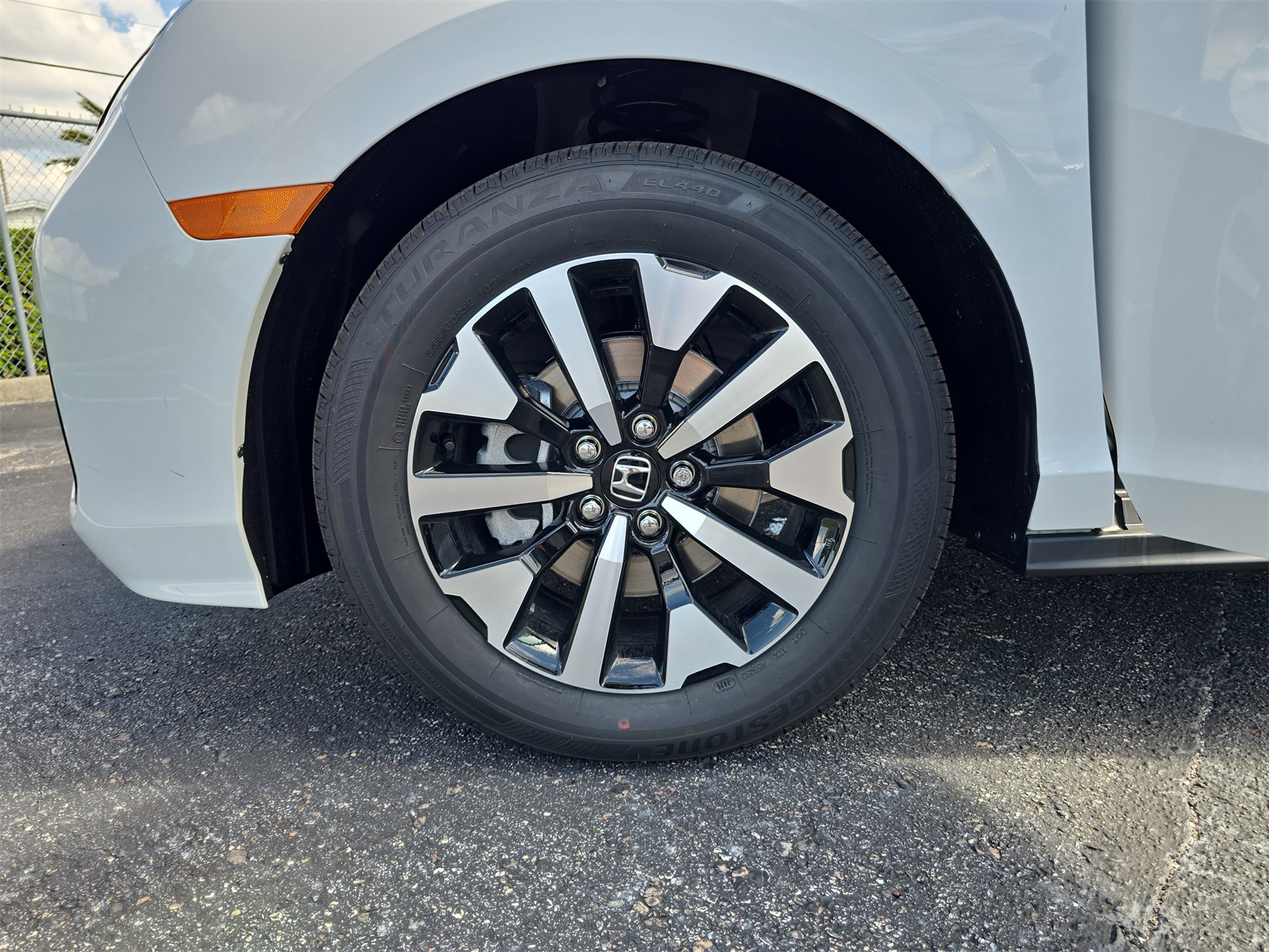 2026 Honda Odyssey EX-L photo 9
