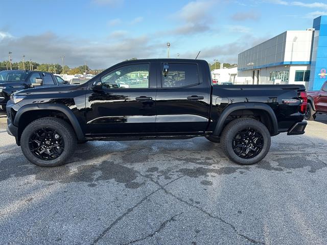 2026 Chevrolet Colorado Trail Boss photo 3