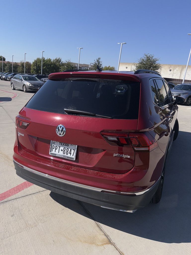 2021 Volkswagen Tiguan SE photo 4