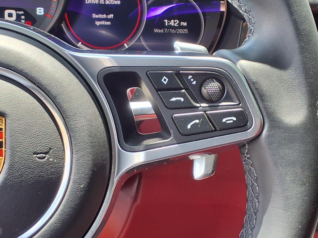 2023 Porsche Cayenne Base photo 18