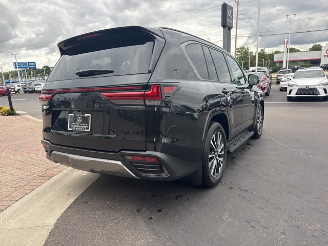 2025 Lexus LX 600 Premium photo 4