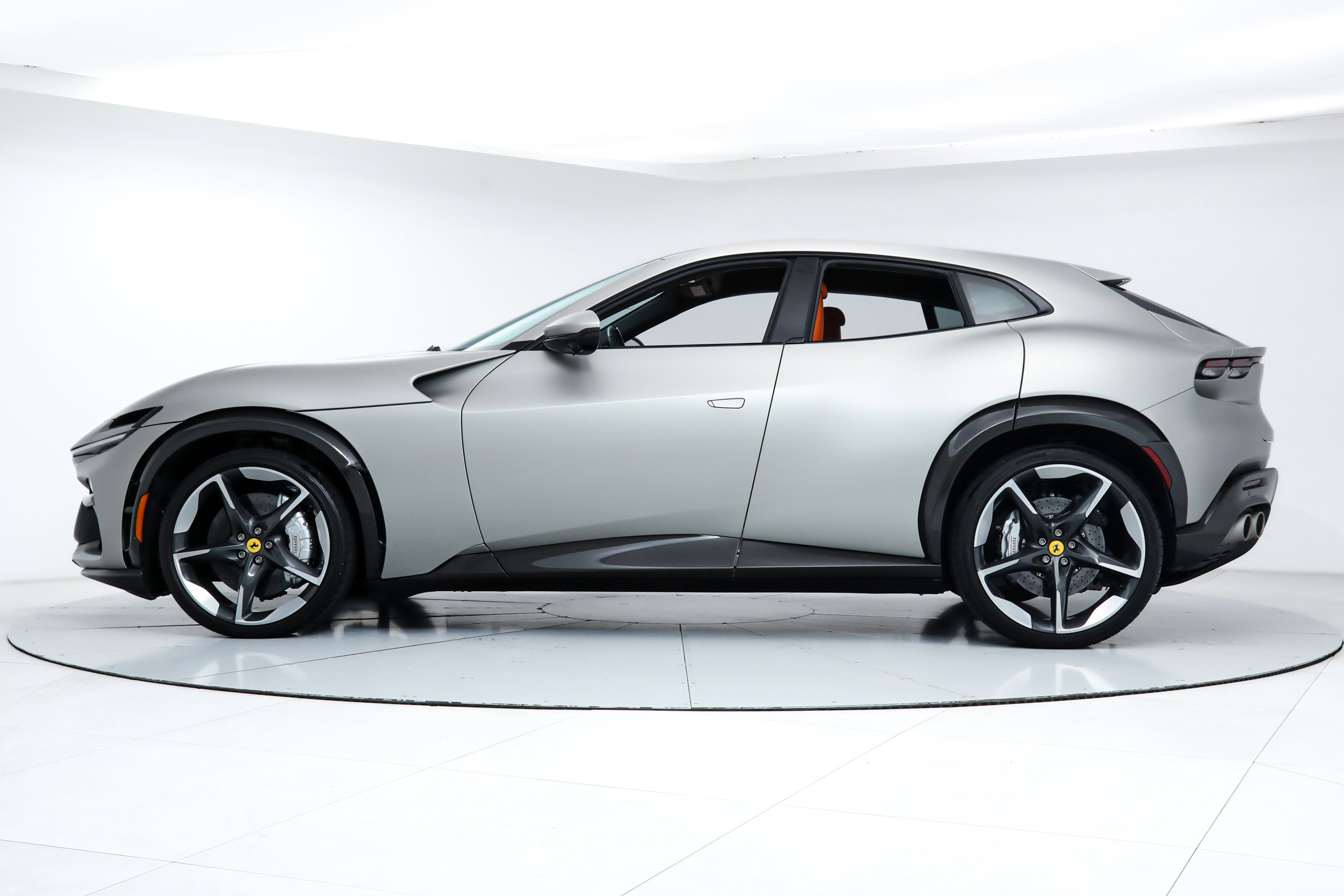 2024 Ferrari Purosangue photo 4