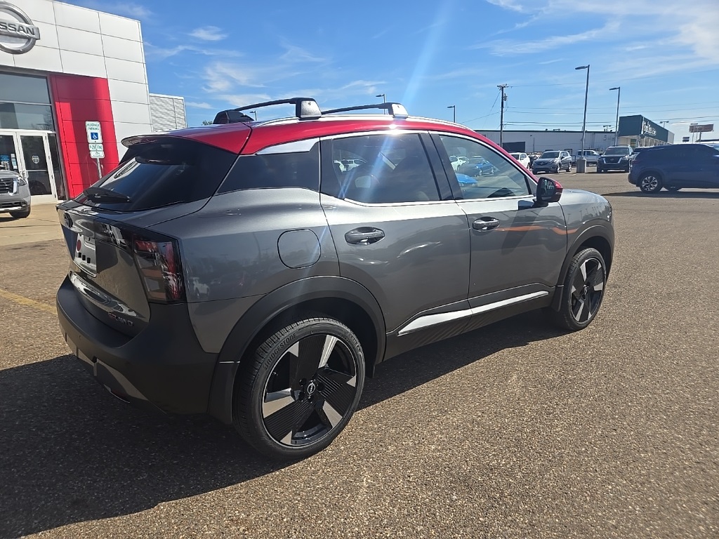 2026 Nissan Kicks SR photo 6