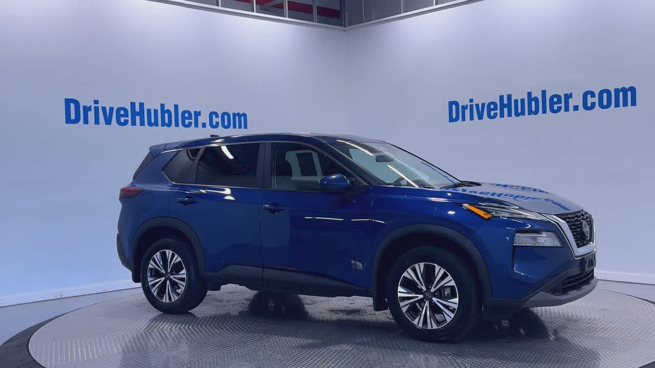 2022 Nissan Rogue SV photo 3