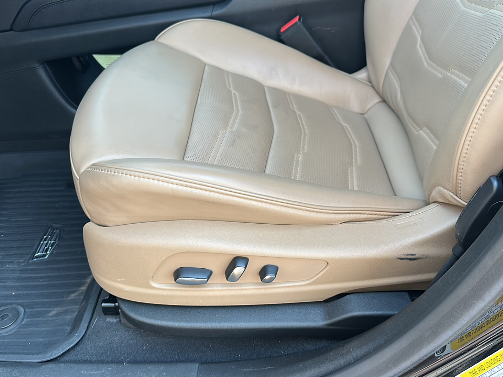 2021 Cadillac XT6 Sport photo 4