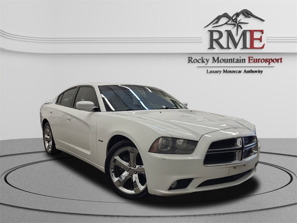 2013 Dodge Charger R/T's photo