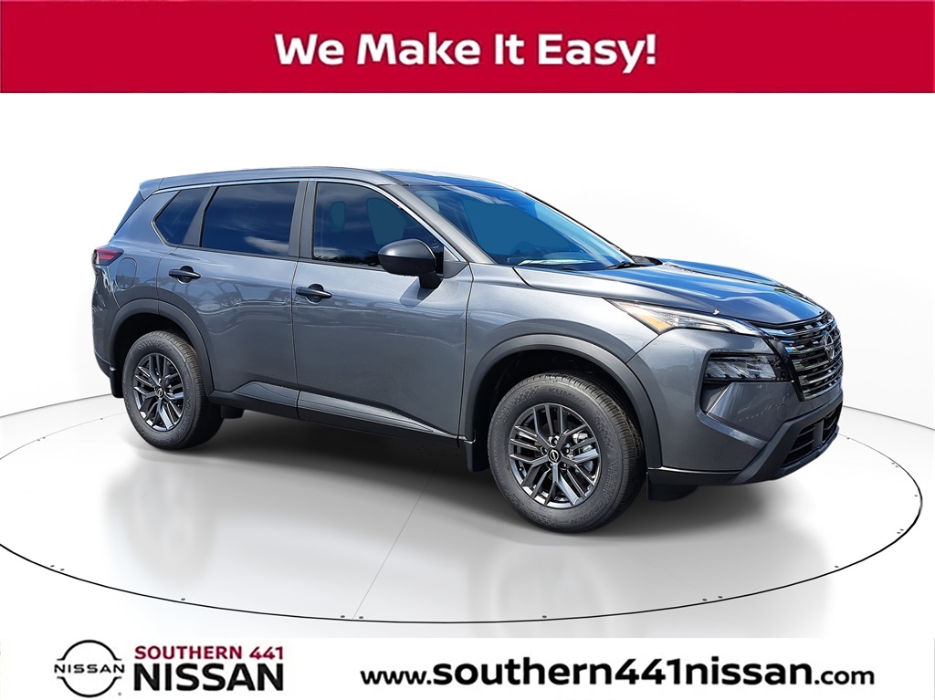 2026 Nissan Rogue S's photo
