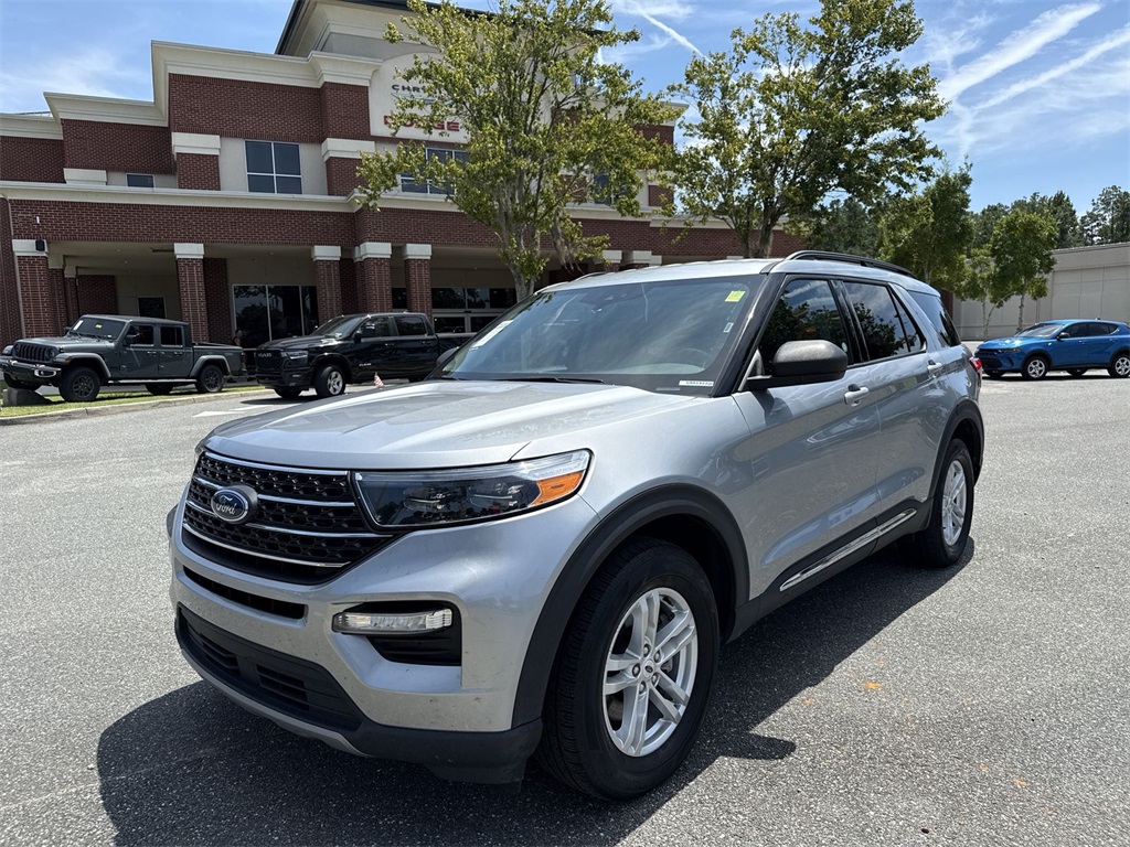 2023 Ford Explorer XLT photo 5