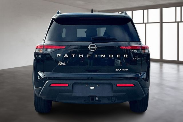 2022 Nissan Pathfinder SV photo 5