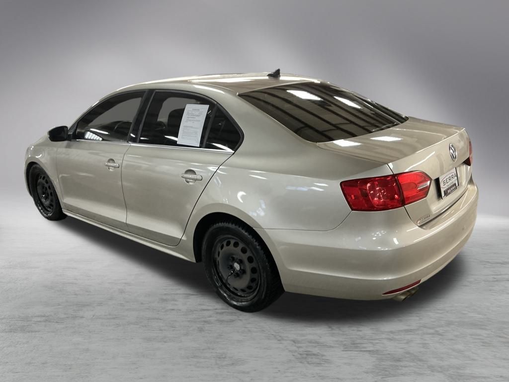 2013 Volkswagen Jetta TDI photo 3