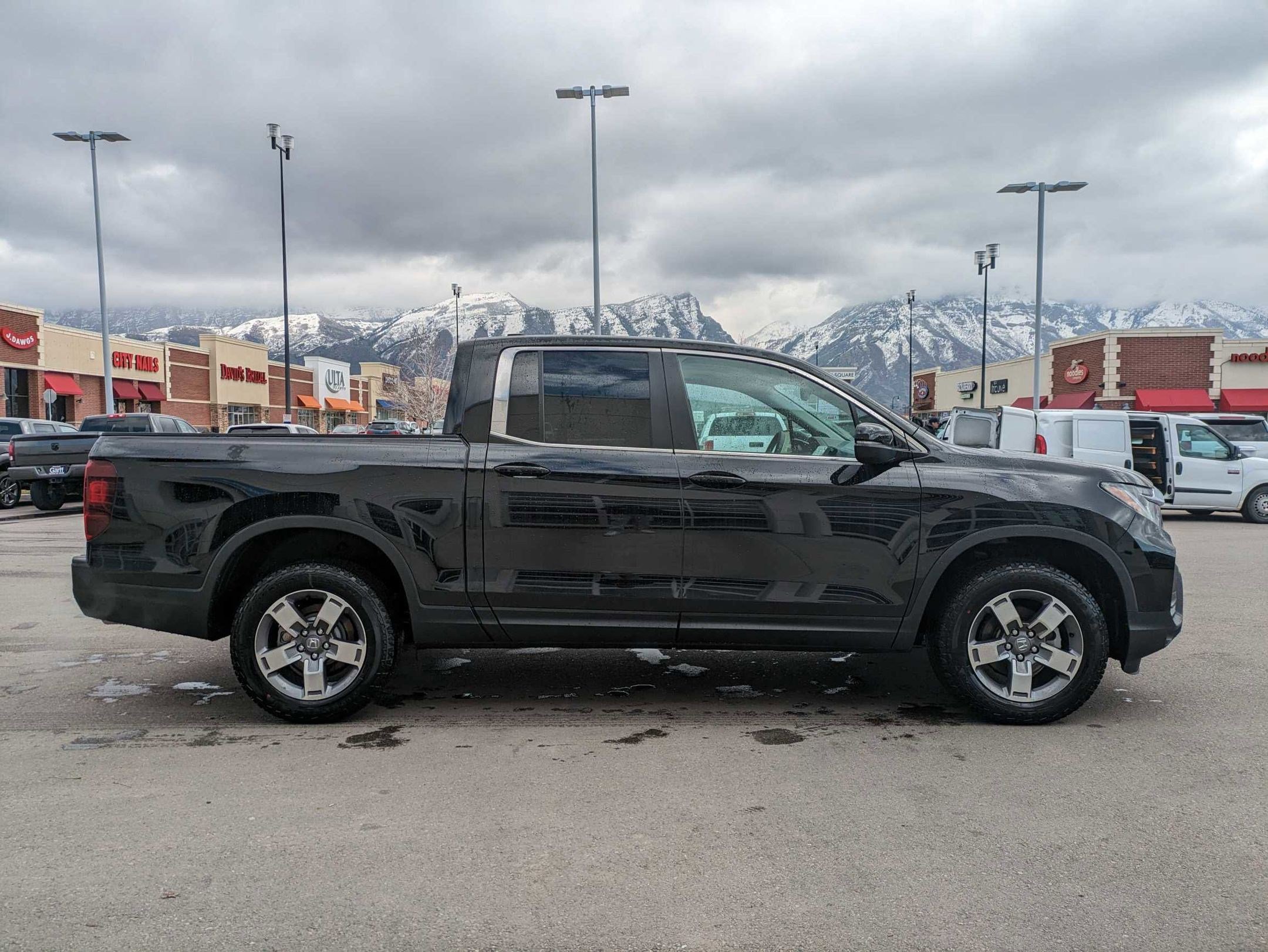 2025 Honda Ridgeline RTL photo 2