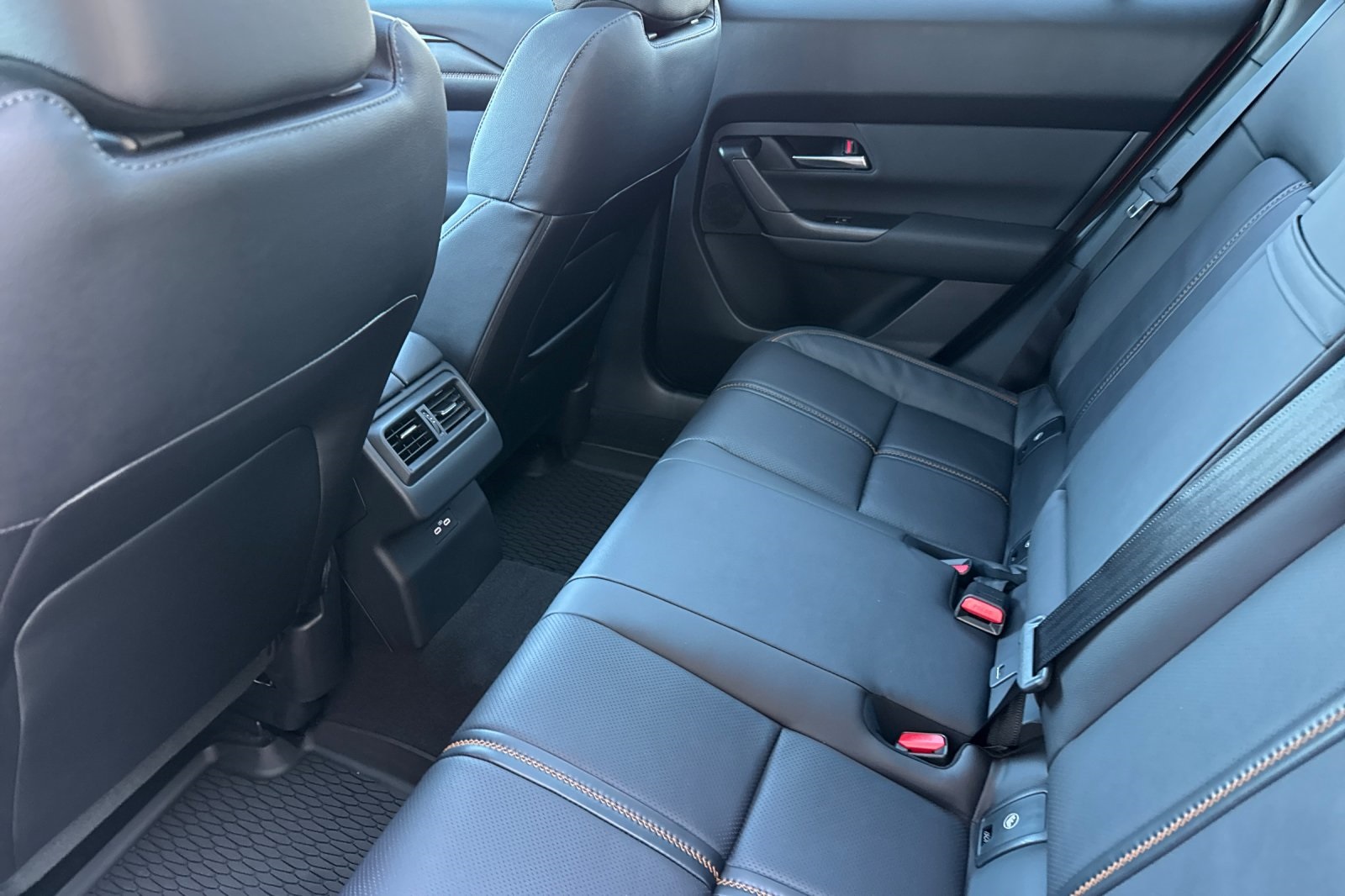 2025 Mazda CX-50 2.5 Premium Plus photo 12