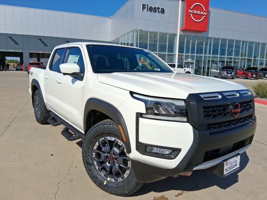 2026 Nissan Frontier PRO-X's photo
