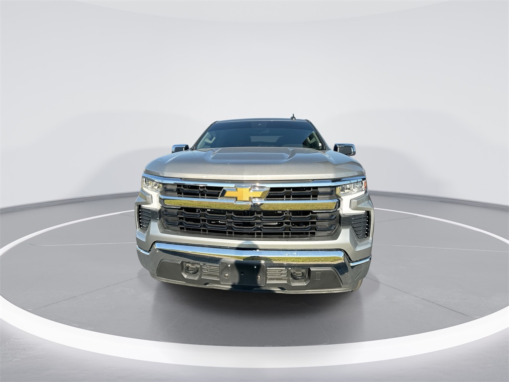 2023 Chevrolet Silverado 1500 LT photo 3