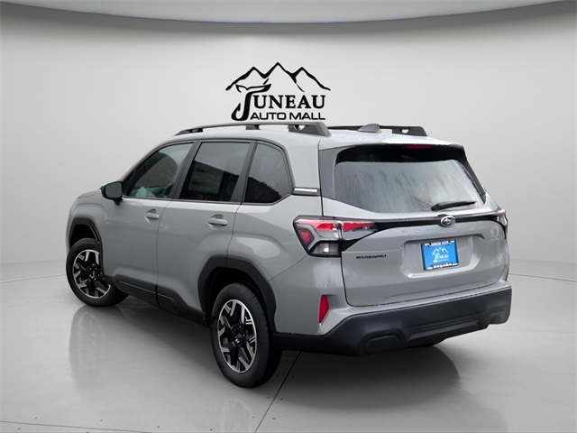 2026 Subaru Forester Premium photo 3