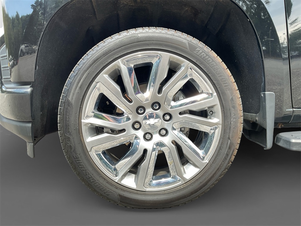 2022 Chevrolet Silverado 1500 High Country photo 15