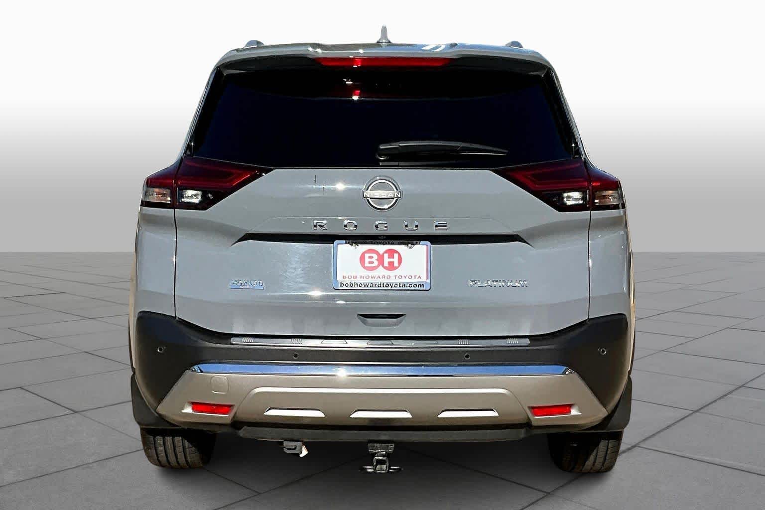 2023 Nissan Rogue Platinum photo 4