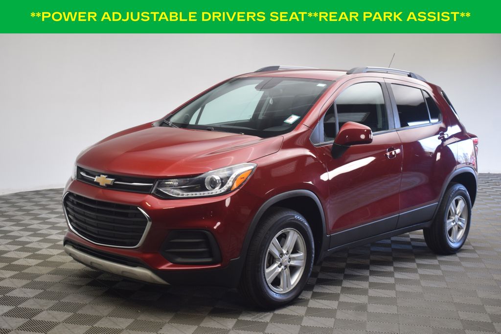Used 2021 Chevrolet Trax LT with VIN KL7CJPSB8MB360612 for sale in Norton, OH