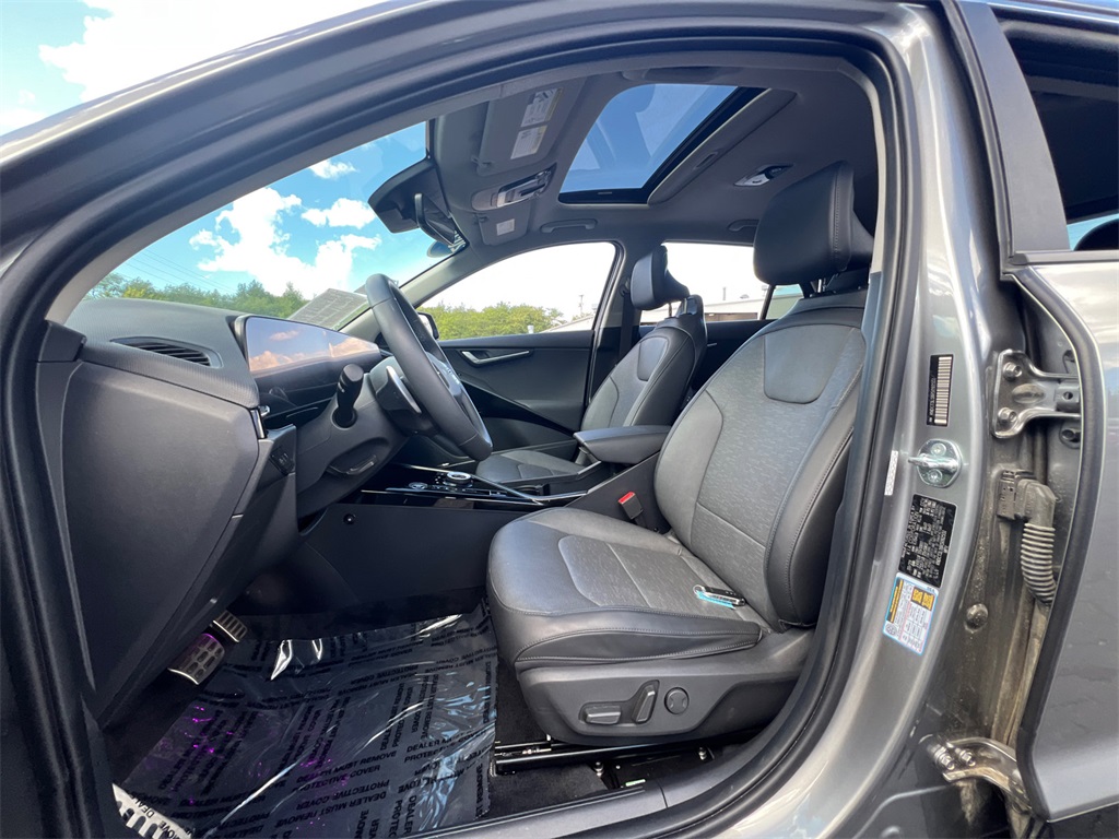 2024 Kia Niro EV Wave photo 25