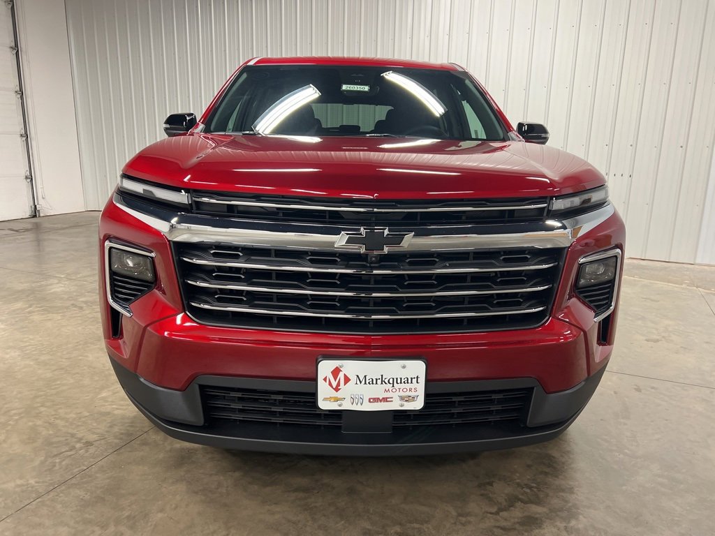 2026 Chevrolet Traverse photo 2