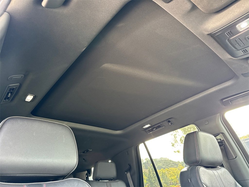 2022 Chevrolet Tahoe RST photo 3