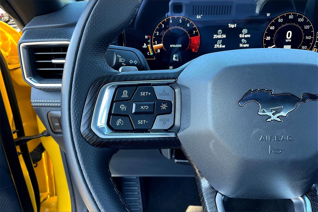 2024 FORD MUSTANG - Image 15