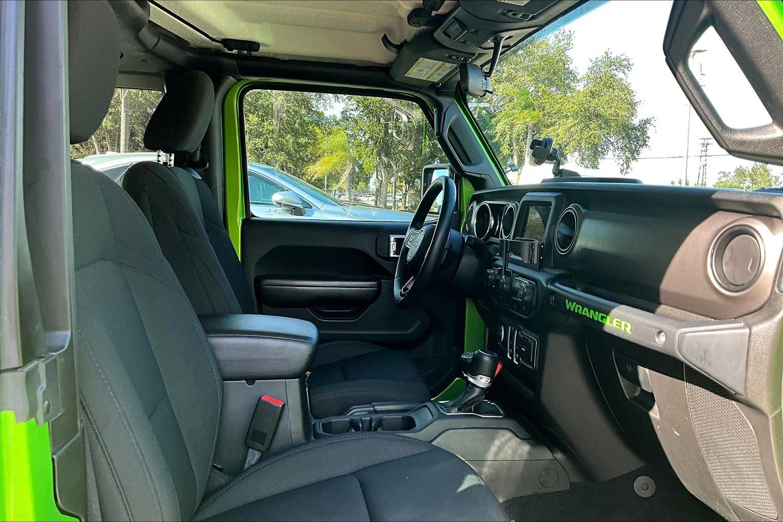 2019 Jeep Wrangler Sport S photo 8