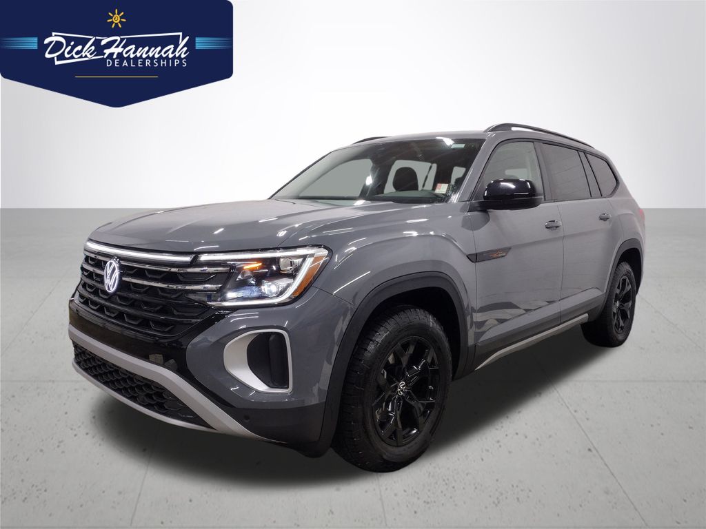 2025 Volkswagen Atlas Atlas Peak Edition's photo