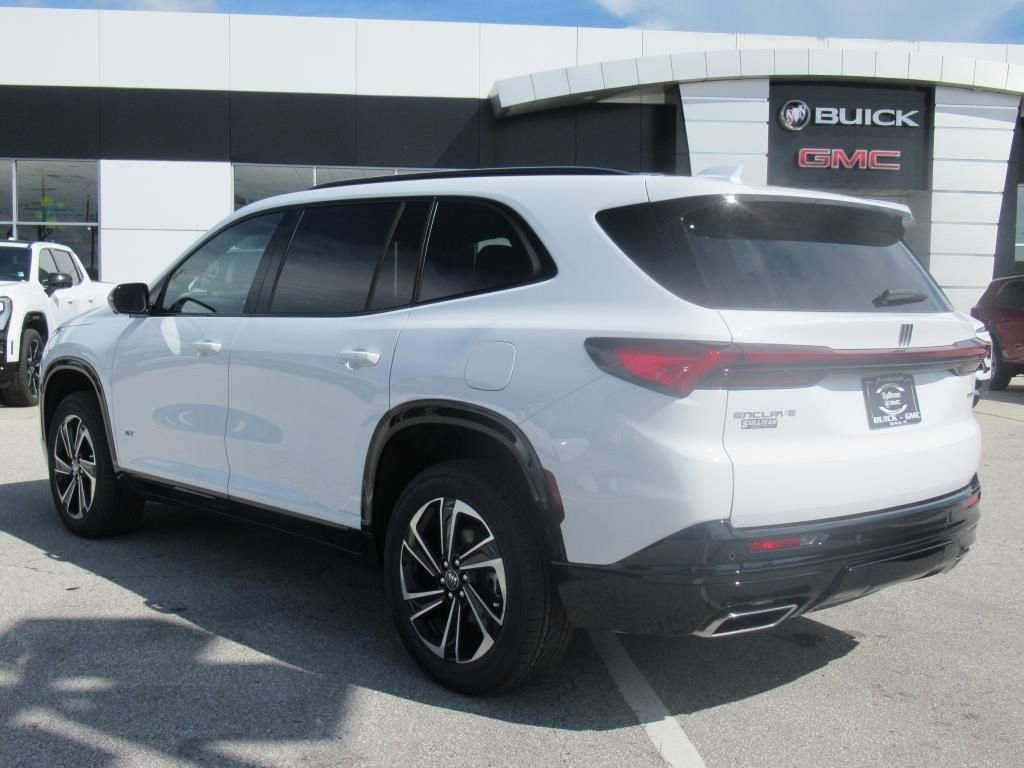 2026 Buick Enclave Sport Touring photo 4