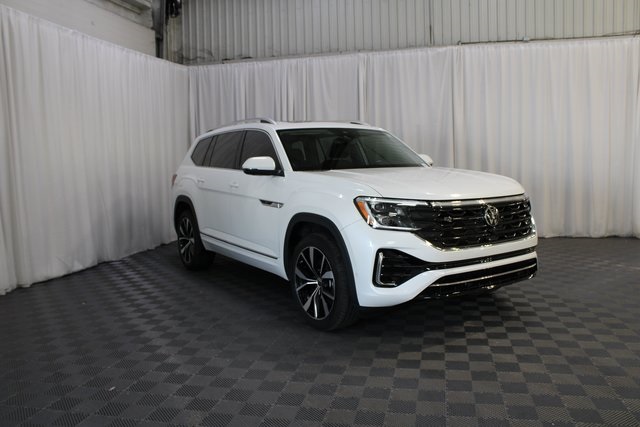 2024 Volkswagen Atlas SEL Premium R-Line photo 32