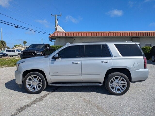 2020 Gmc Yukon SLT photo 2