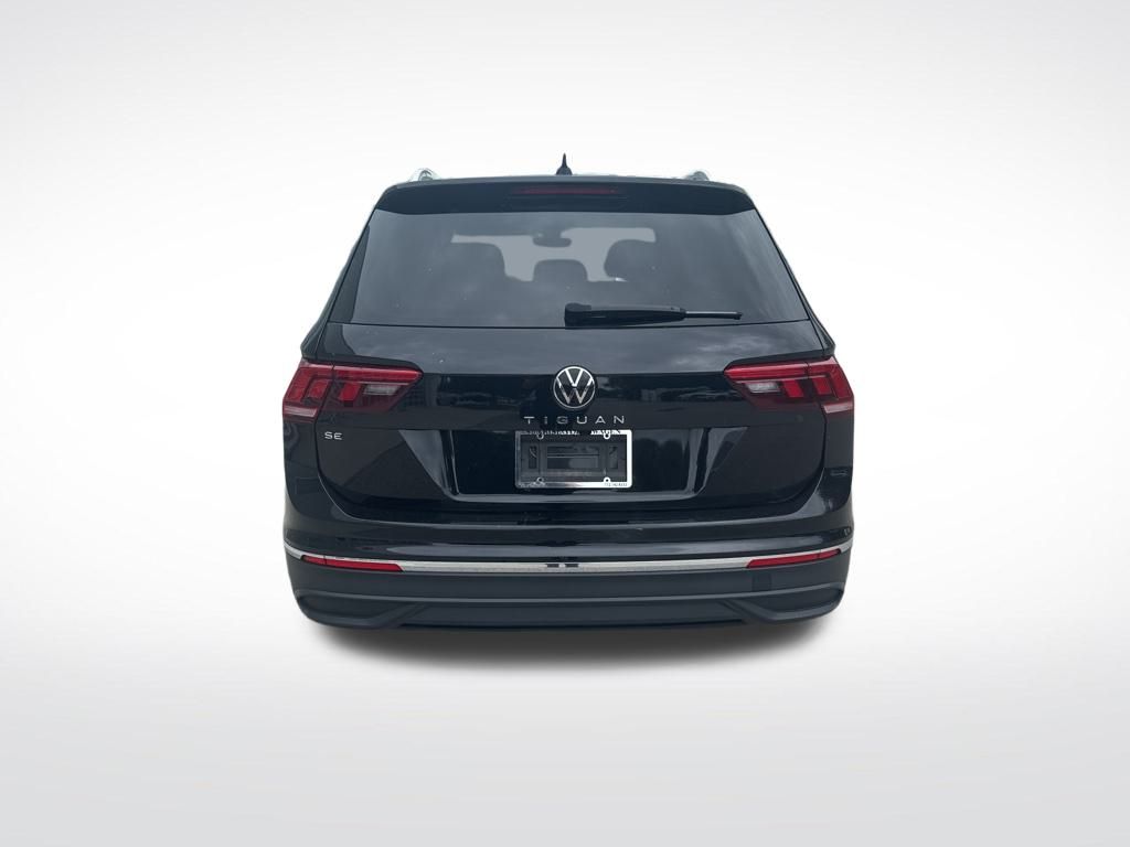 2024 Volkswagen Tiguan SE Wolfsburg Edition photo 4