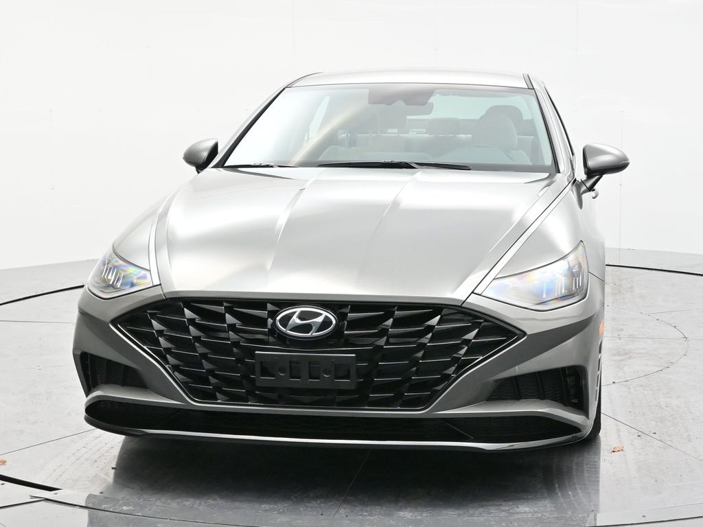2022 Hyundai Sonata SEL photo 2