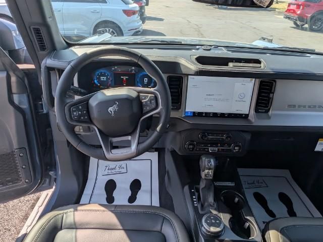 2025 Ford Bronco Outer Banks photo 64