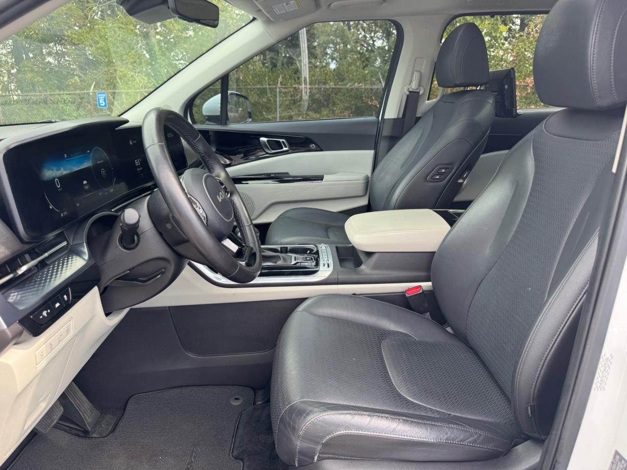 2022 Kia Carnival SX Prestige photo 19