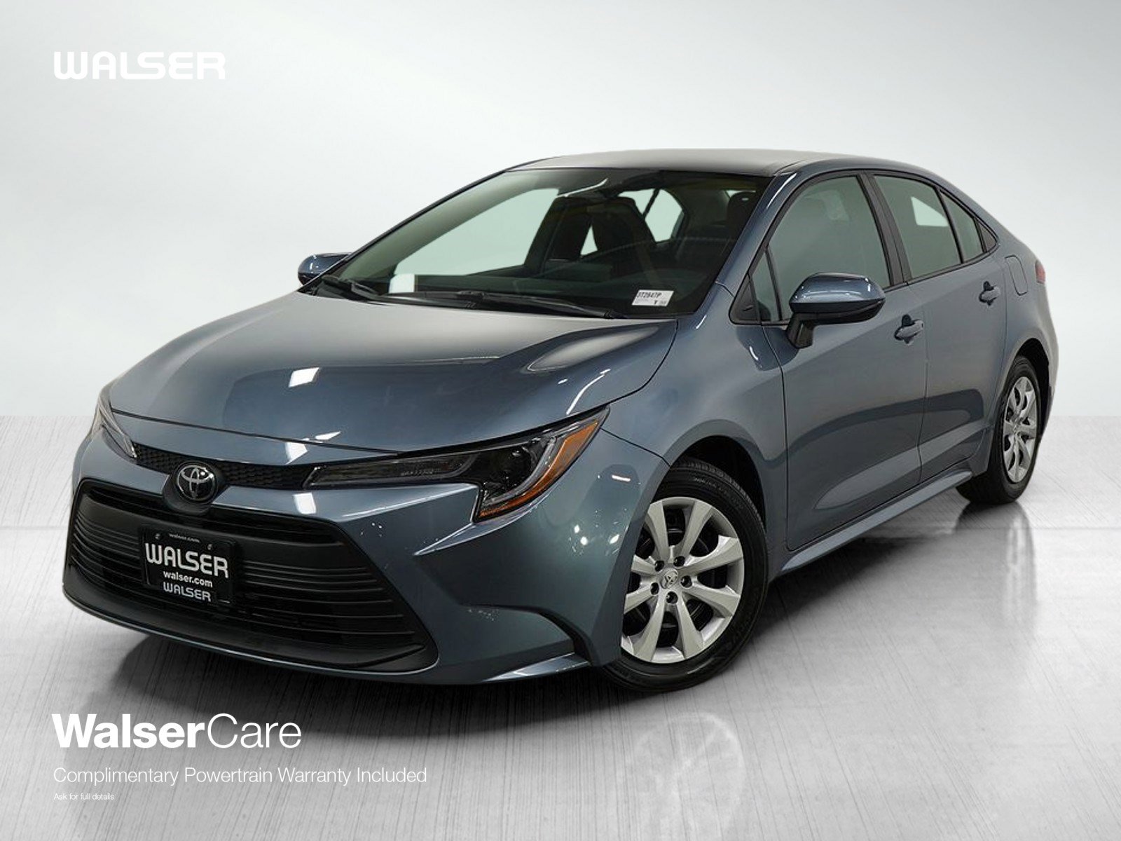 2024 Toyota Corolla LE's photo