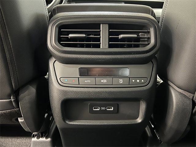 2025 Honda Pilot Touring photo 30