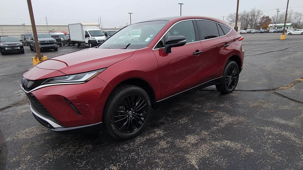 2023 Toyota Venza LE photo 4