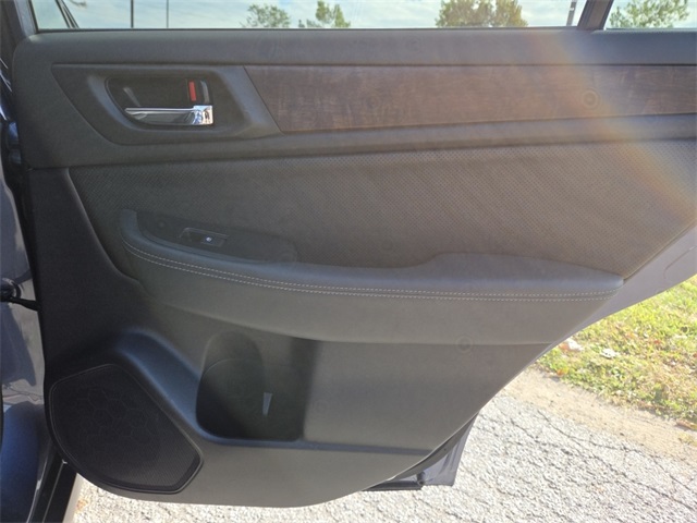 2016 Subaru Outback 2.5i photo 14