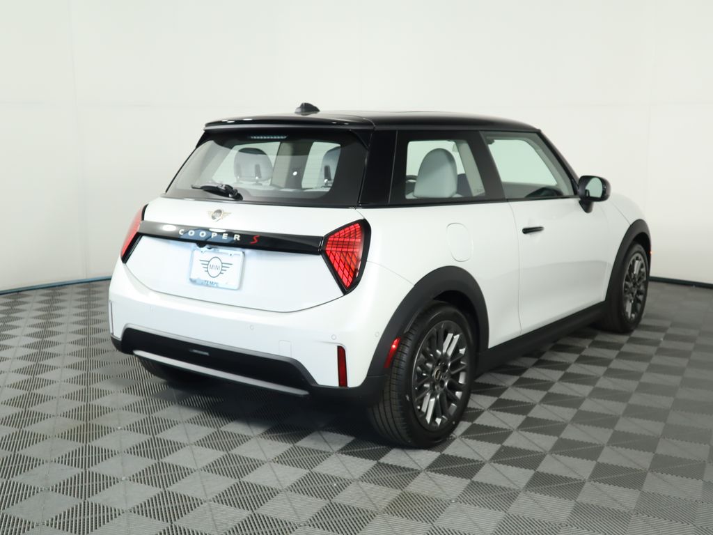 2025 Mini Countryman Hardtop 2 Door Signature photo 4