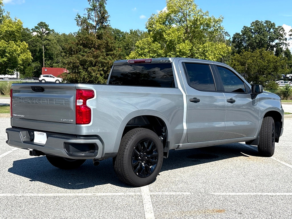 2025 Chevrolet Silverado 1500 Custom photo 19